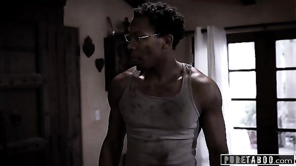Interracial Creampie Scene: Blonde and a Doctor