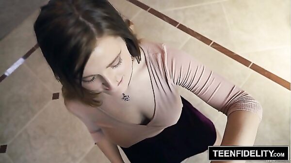 Dakota Rain Creampie