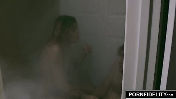 Jessa Rhodes Fucks A Stranger In A Dark Bathroom