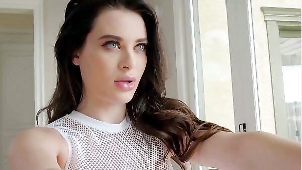 Vanna Bardot Takes Anal in the Kitchen and on the Couch