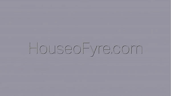 Lauren Phillips Gives a Blowjob and Rides Him in Bed